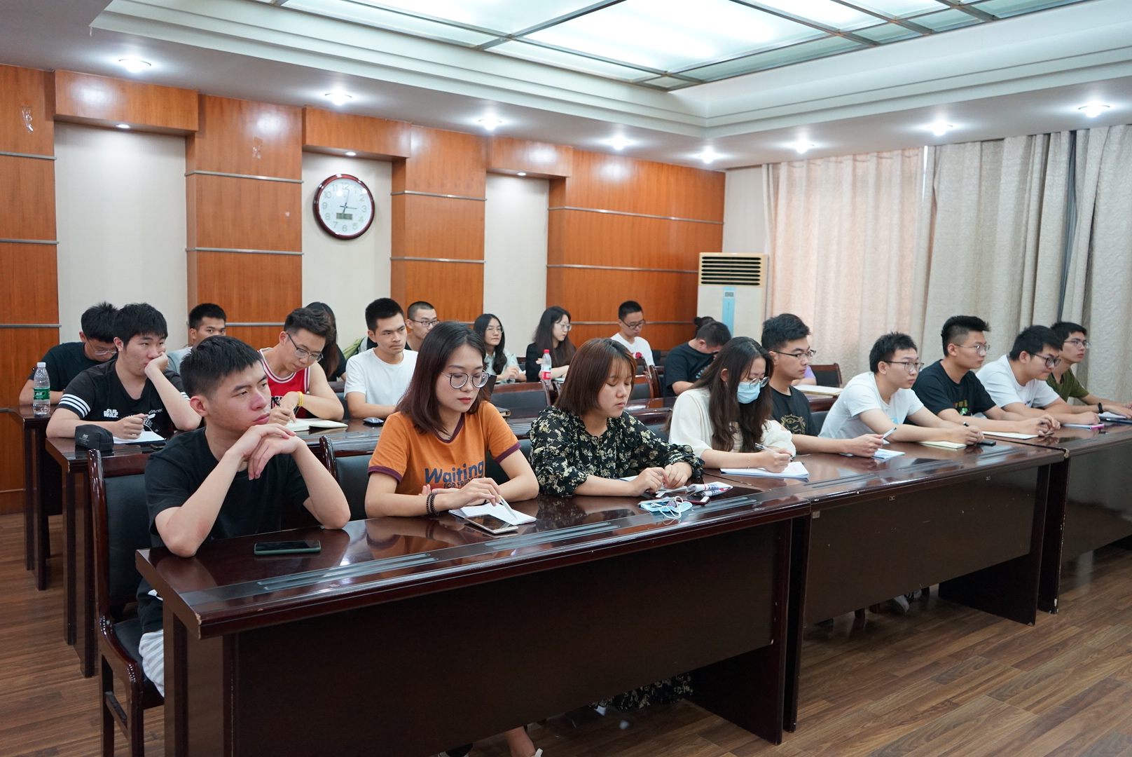 暑期集中培训会2.JPG