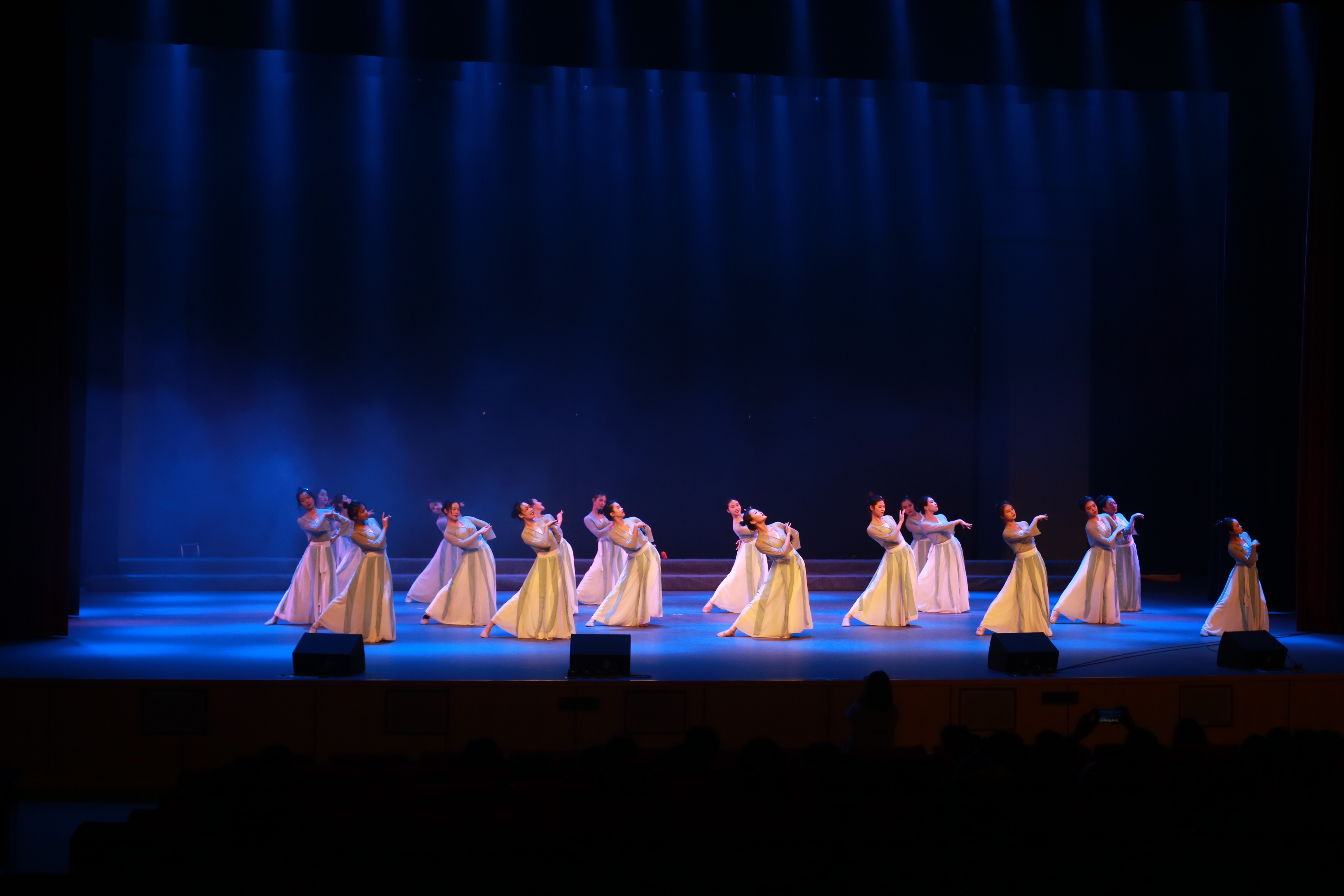 “恰是百年风华”镇江市高校园区迎新年文艺汇演圆满成功