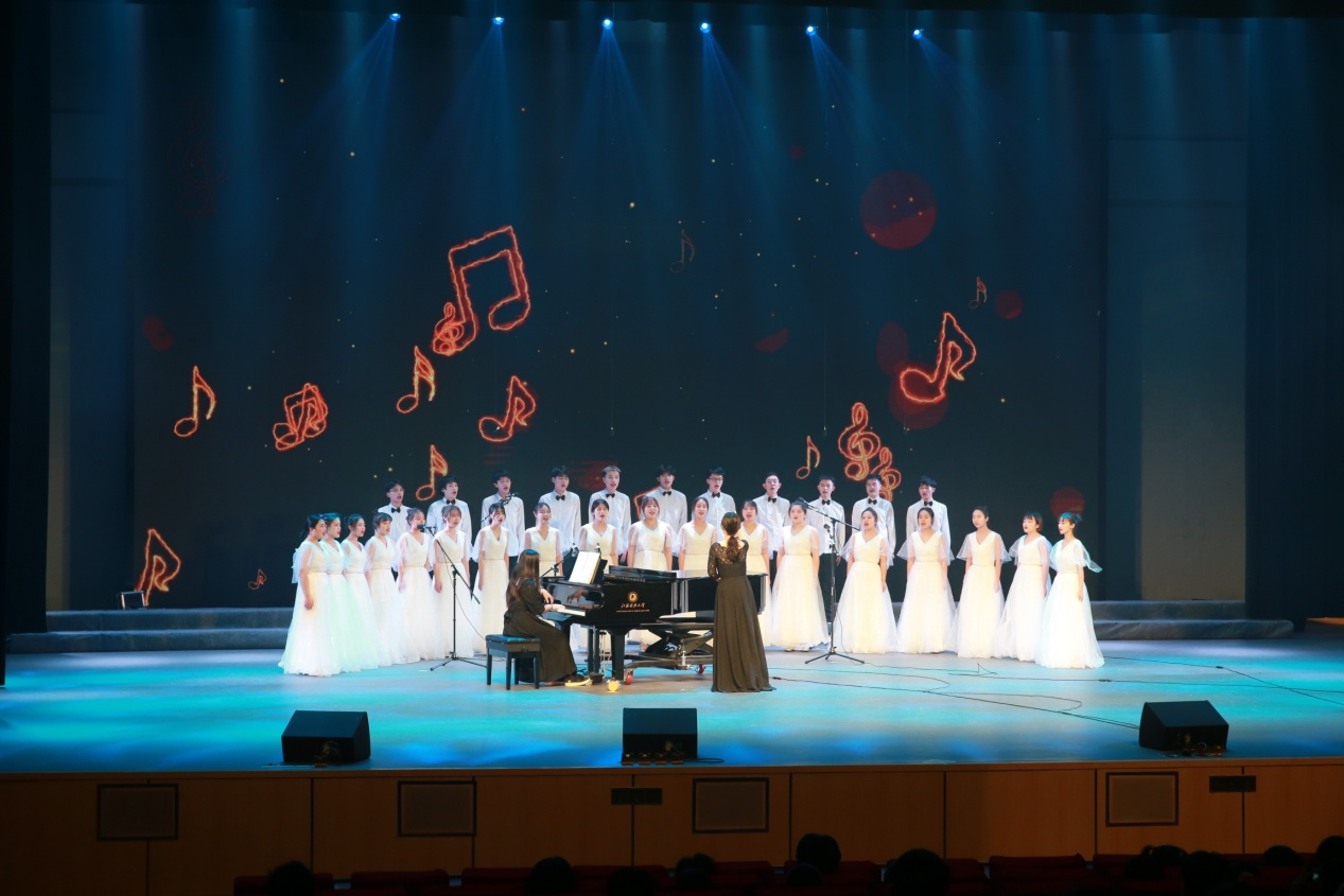 “恰是百年风华”镇江市高校园区迎新年文艺汇演圆满成功