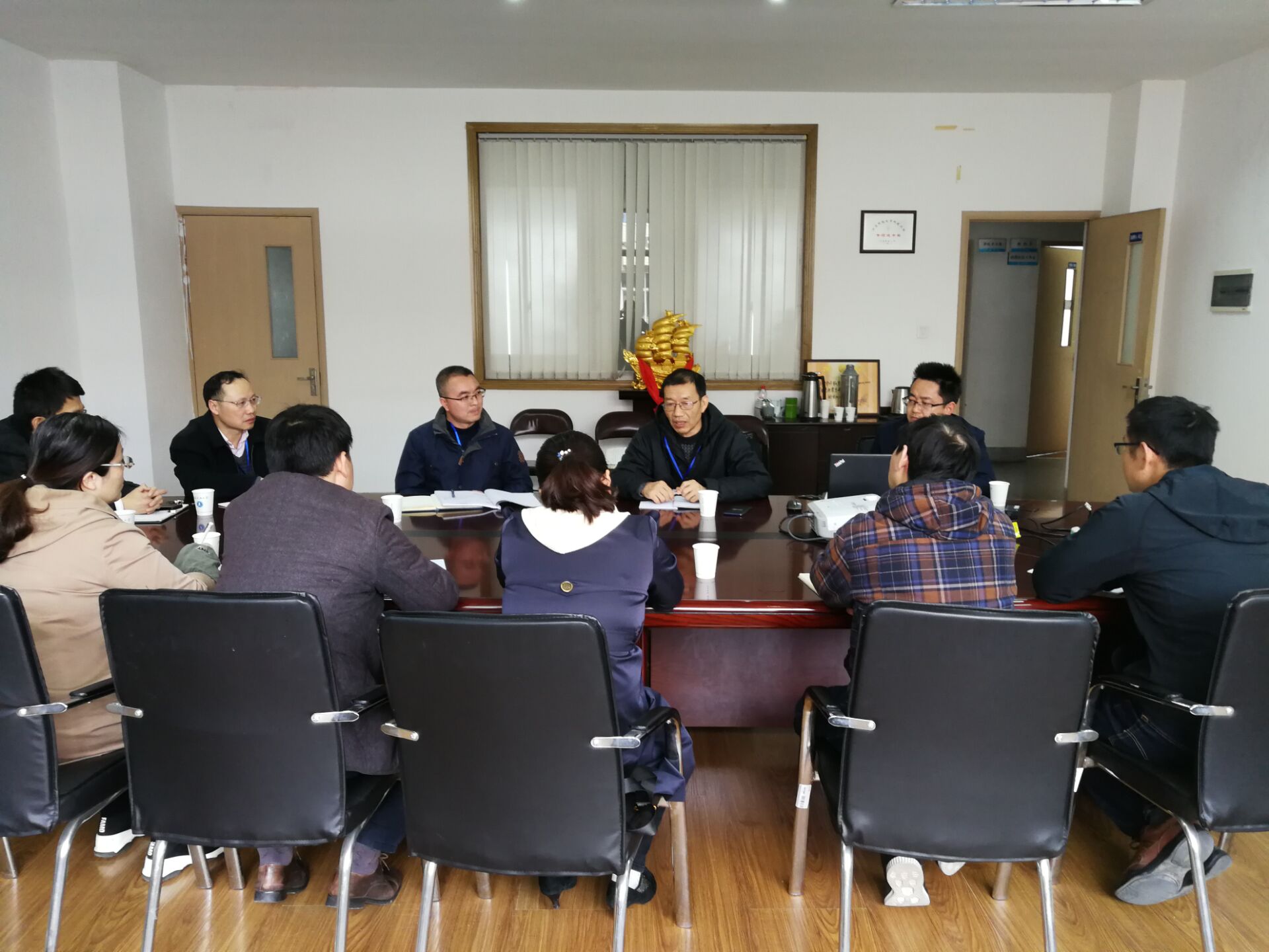 理学院召开课程建设推进会 1.jpg