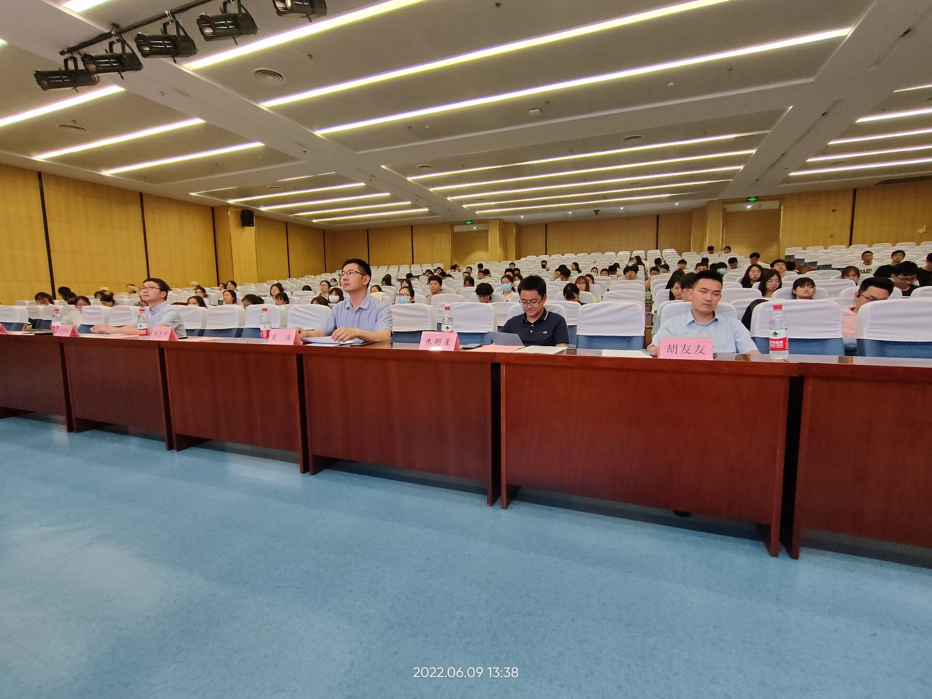 图片10.jpg