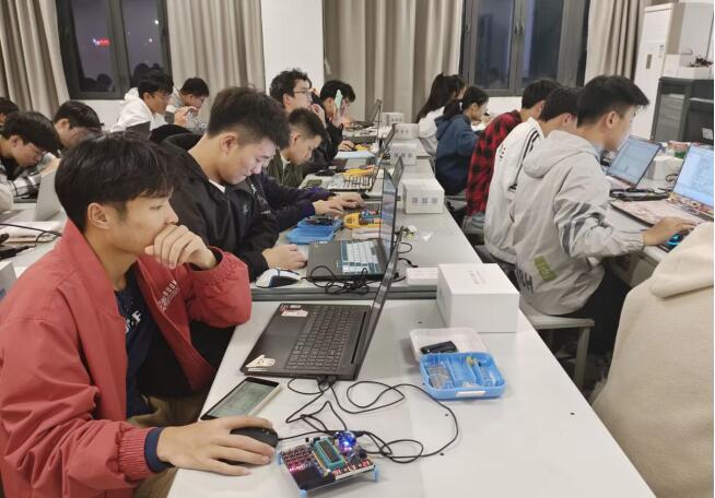 图3.jpg