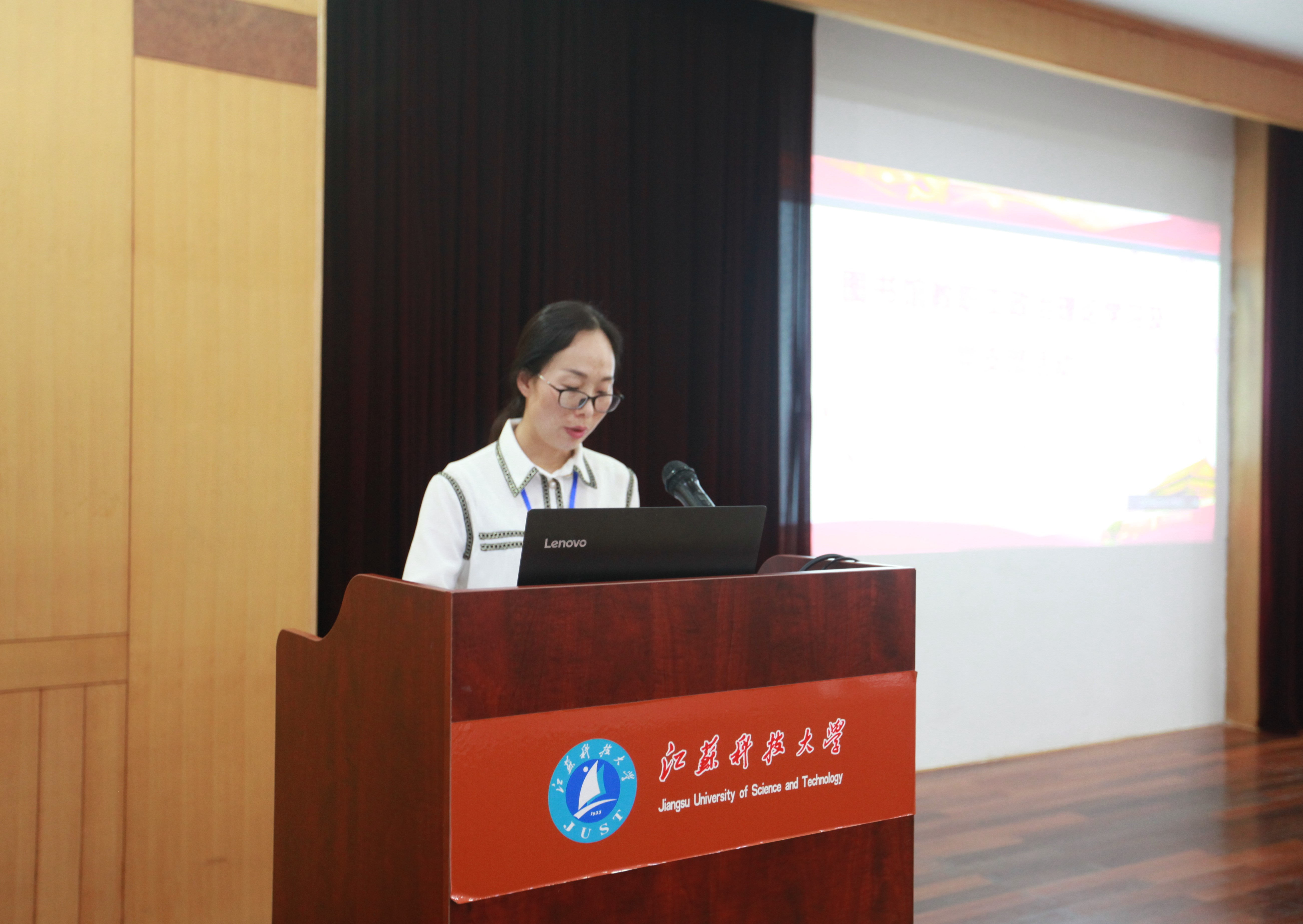 李新英5.14.jpg