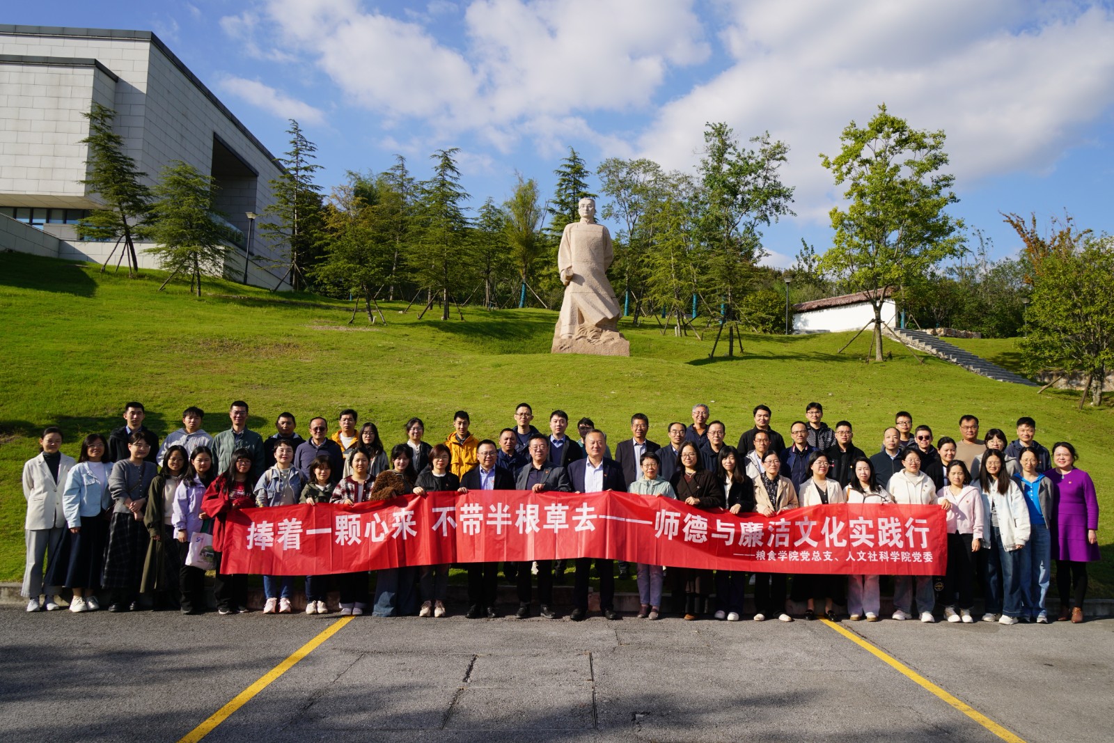 1761292813141993.jpg QQ图片20251024103736.jpg