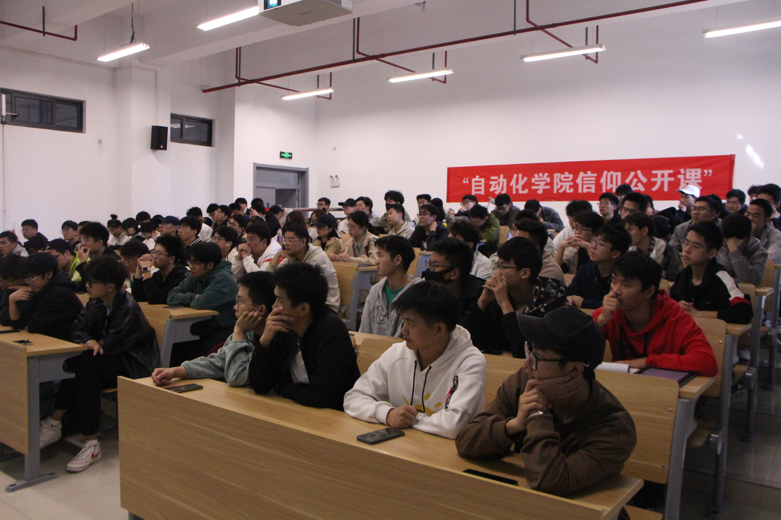 图3.JPG